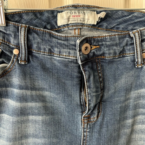 Torrid Distressed Girlfriend Jeans - Picture 10 of 12